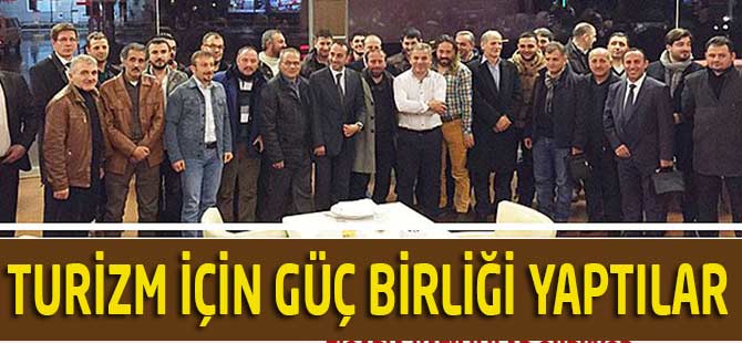 Turizm İçin Bir Araya Geldiler