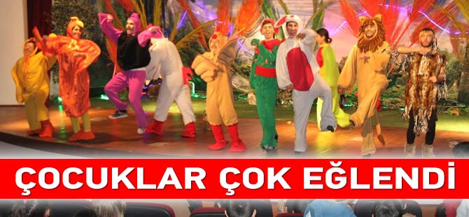 Çocuklar Tiyatroya Doydu.
