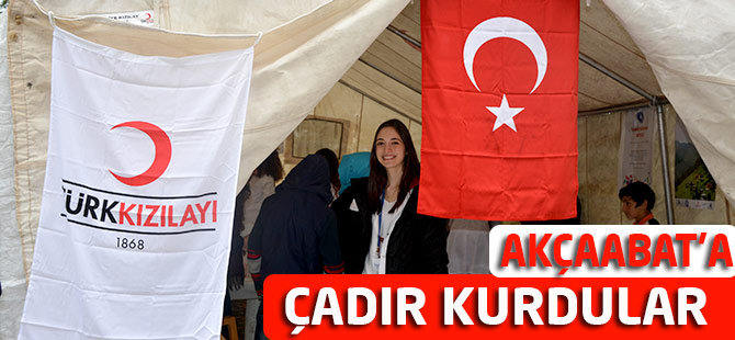 Yeditepe Üniversitesi Tıp kulübü Akçaabat’ta çadır açtı.