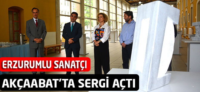 Erzurumlu Sanatçı Akçaabat'ta Sergi Açtı