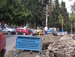Elektrik Kabloları Yenileniyor