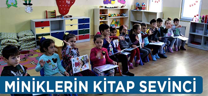 MİNİKLERİN KİTAP SEVİNCİ