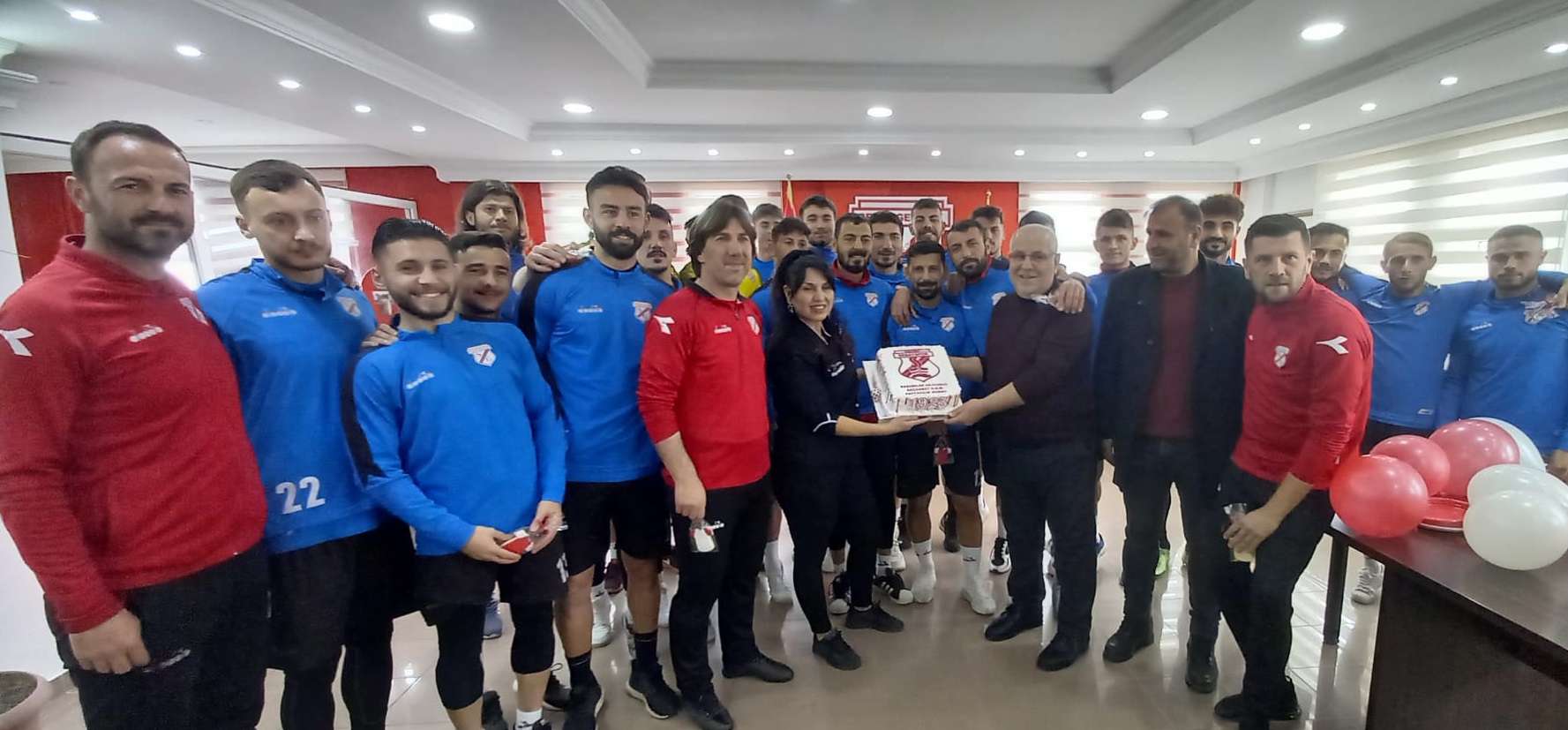 SEBAT’A KADIN ELİ DEĞDİ