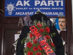 AK Parti'ye Çelenkli Tepki