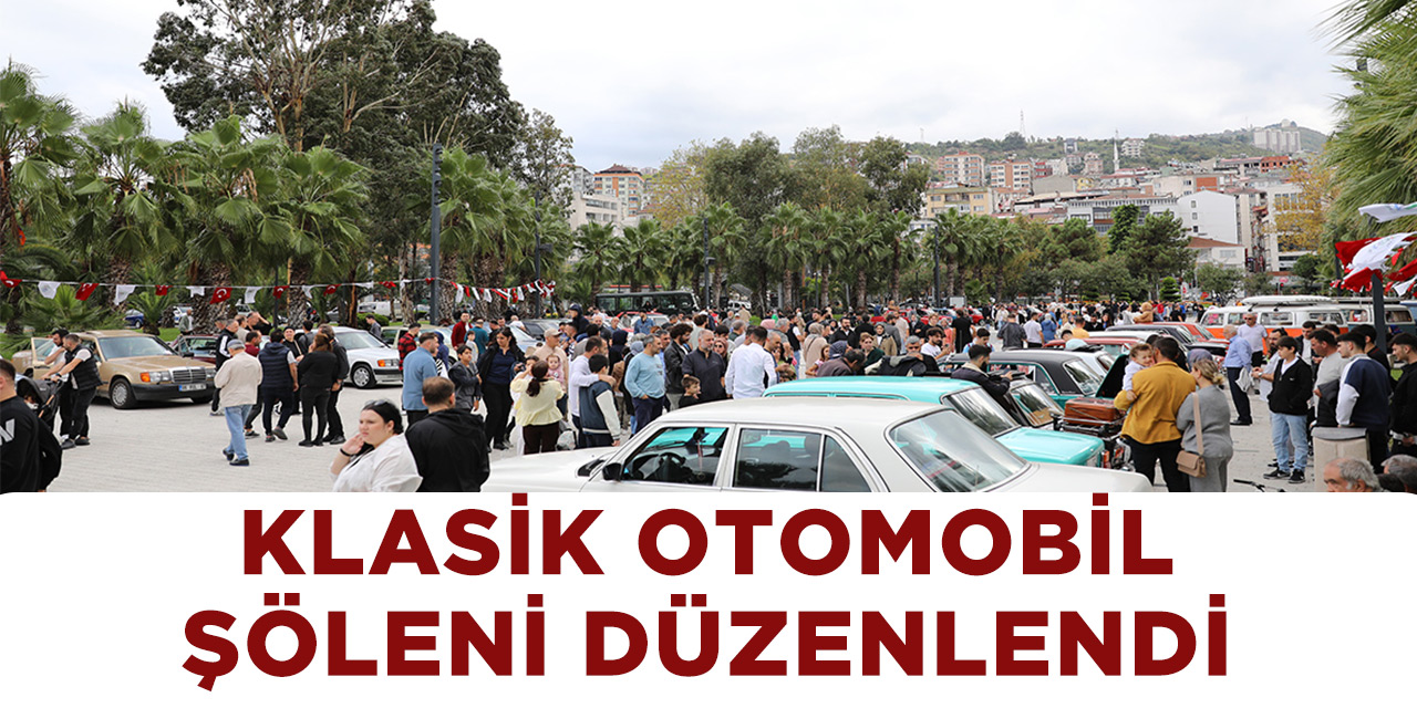 Akçaabat'ta Klasik Otomobil Şöleni Düzenlendi