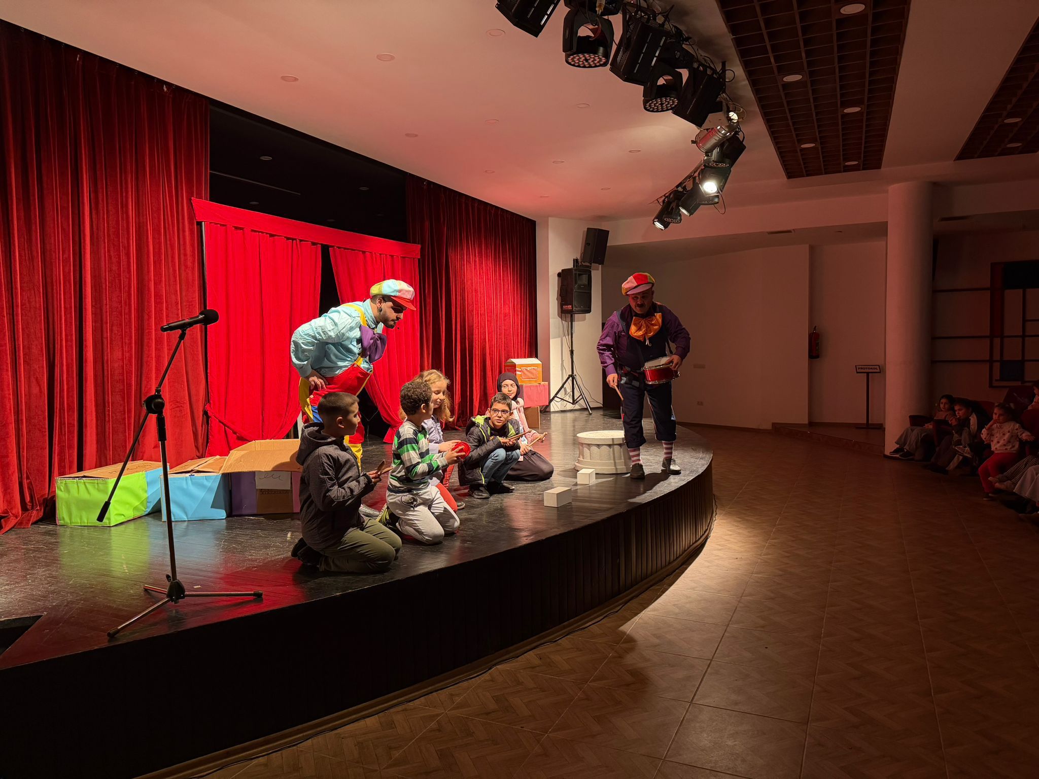 Çocuklar Mutlu, Aileler Mutlu