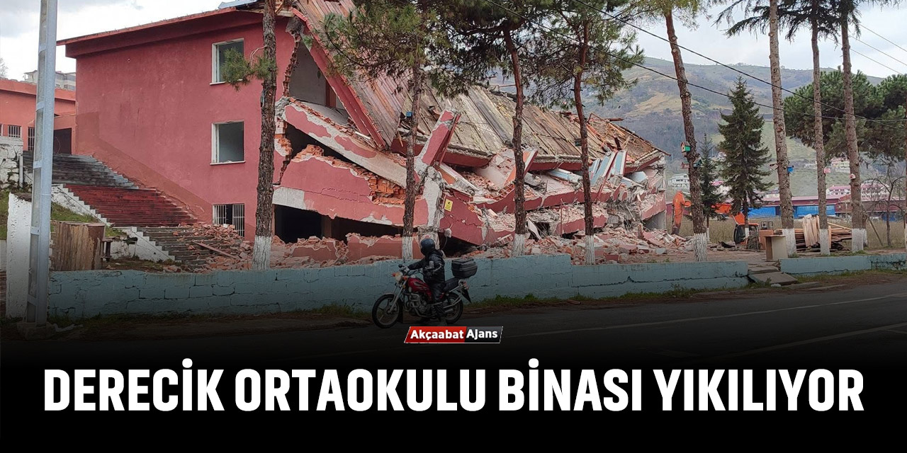Derecik Ortaokulu’nun Binasının Yıkımına Başlandı