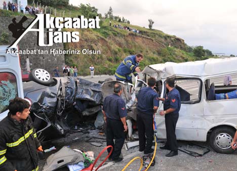 Trfaik Kazası 3 Ölü 2 yaralı
