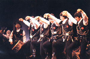 FOLKLÖR