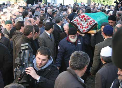 Son Yolculuğuna Uğurlandı