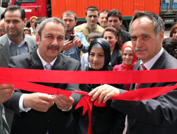 Akçaabat'a Yeni Bir Bayan Kuaförü