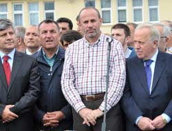 Cumur 'un Annesi Defnedildi