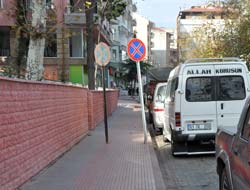Yenisi Takıldı, Eskisi Unutuldu