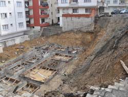 Yol Çöktü