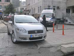 Ambulans Çıkışını Engelledi