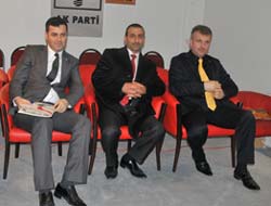 Adaylar Sahneye Çıkıyor