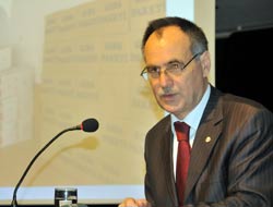 Başkan'dan Sitem