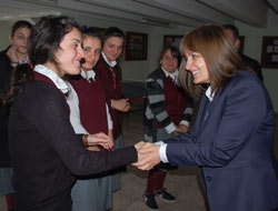 Seymenoğlu Yalnız Bırakmadı