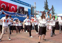 EYOF İçin Kolbastıcılar Aranıyor