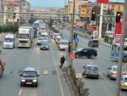 Karayolu Trafiği Kilitlendi