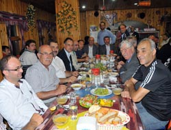 Acısu Köyü'nde İftar Yemeği