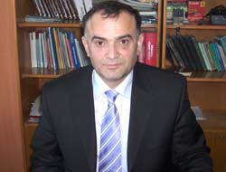 Yeni Başkan Mehmet Kırandi.