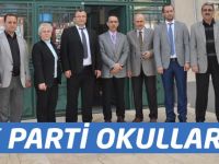 AK Parti Okulları Gezdi