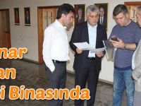 Günnar, yanan parti binasında