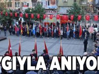 Atatürk'ü Anıyoruz
