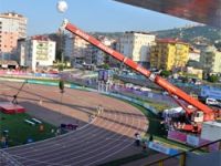 Kabloları Vinçle Havada Tuttular