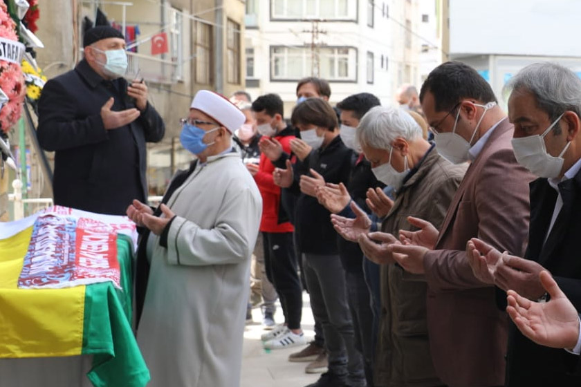 efsane-resit-sivrikaya-son-gorev1.jpg