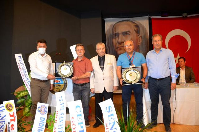 gurbetteki-baskana-buyuk-guven-1jpg.jpg