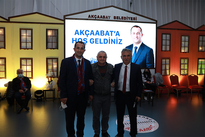 yenikapida-akcaabat-ruzgari3.jpg