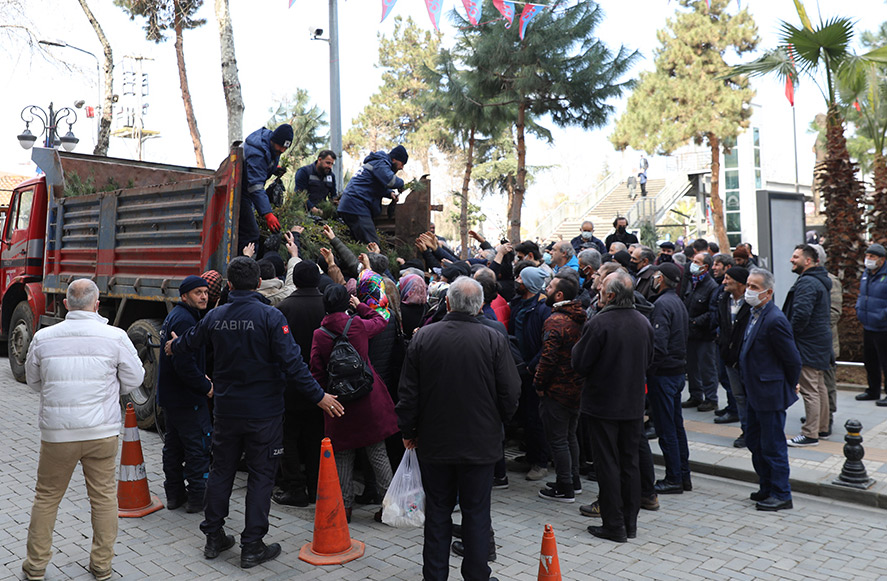 belediyeden-10-bib-fidan-1.jpg