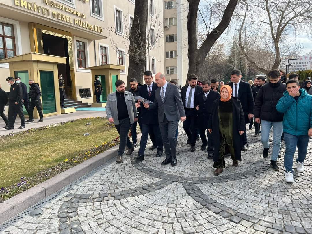 ak-parti.jpg