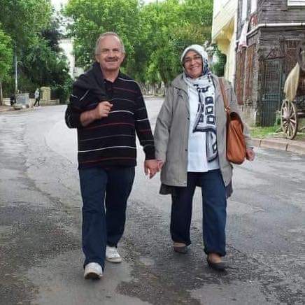 mahmut-ozturk-ve-esi-kazada-oldu.jpg