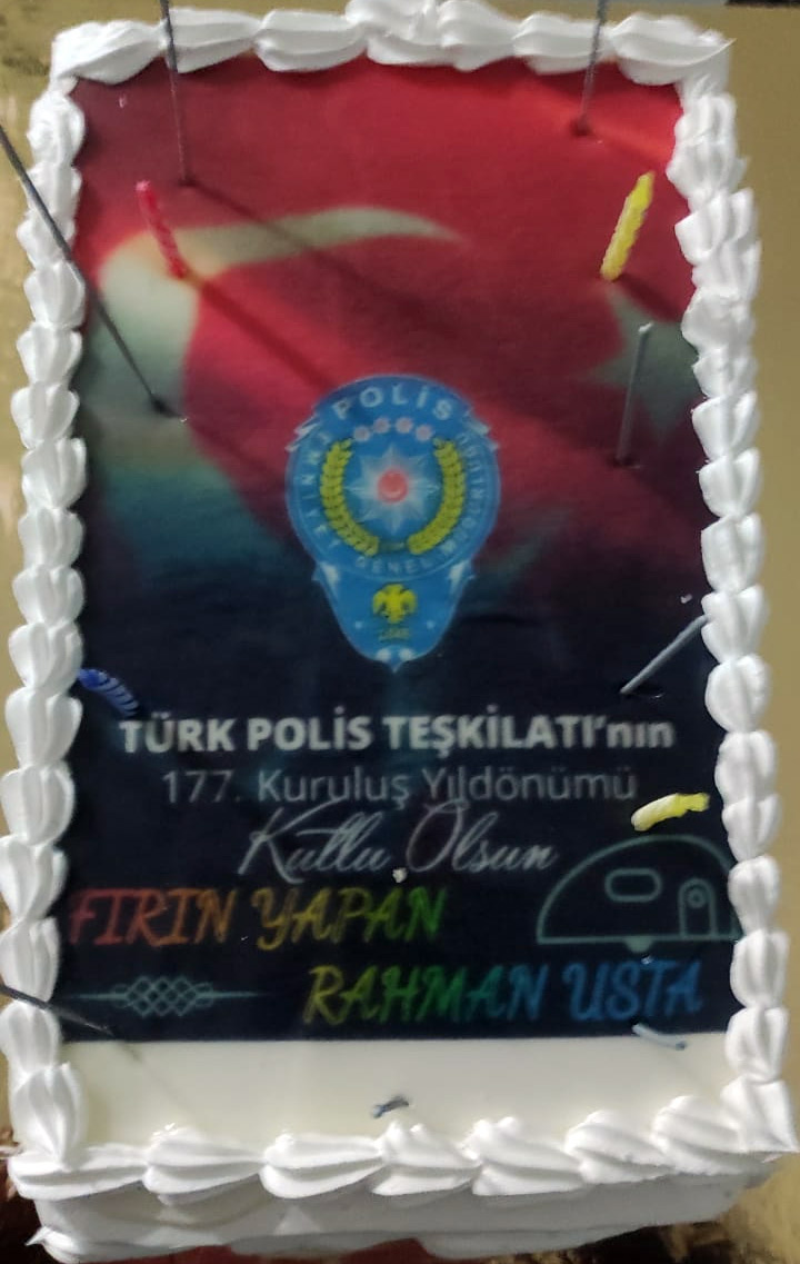 polislere-kutlama.jpg