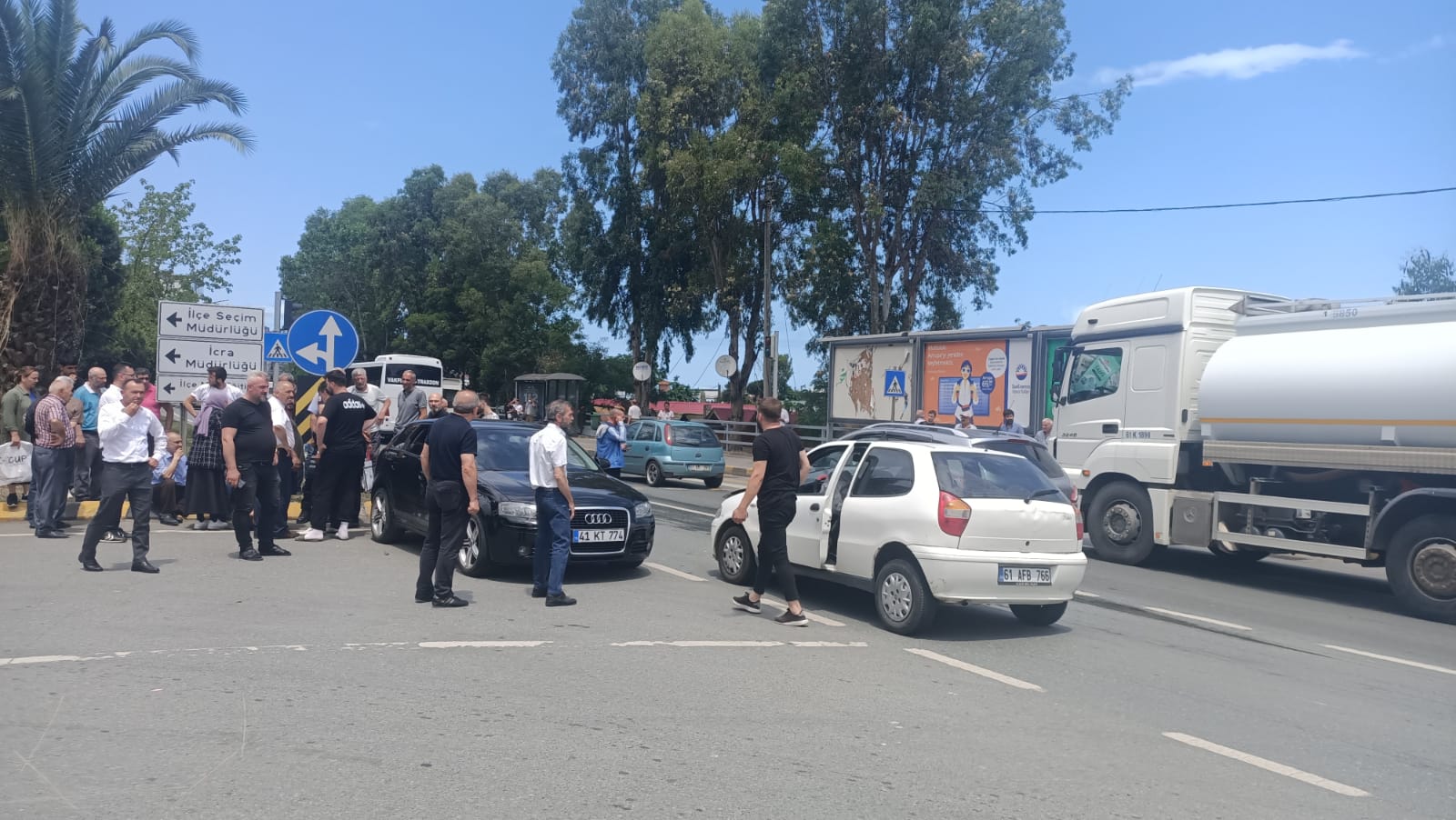 akcaabat-trafik-kazasi-3-yarali.jpg