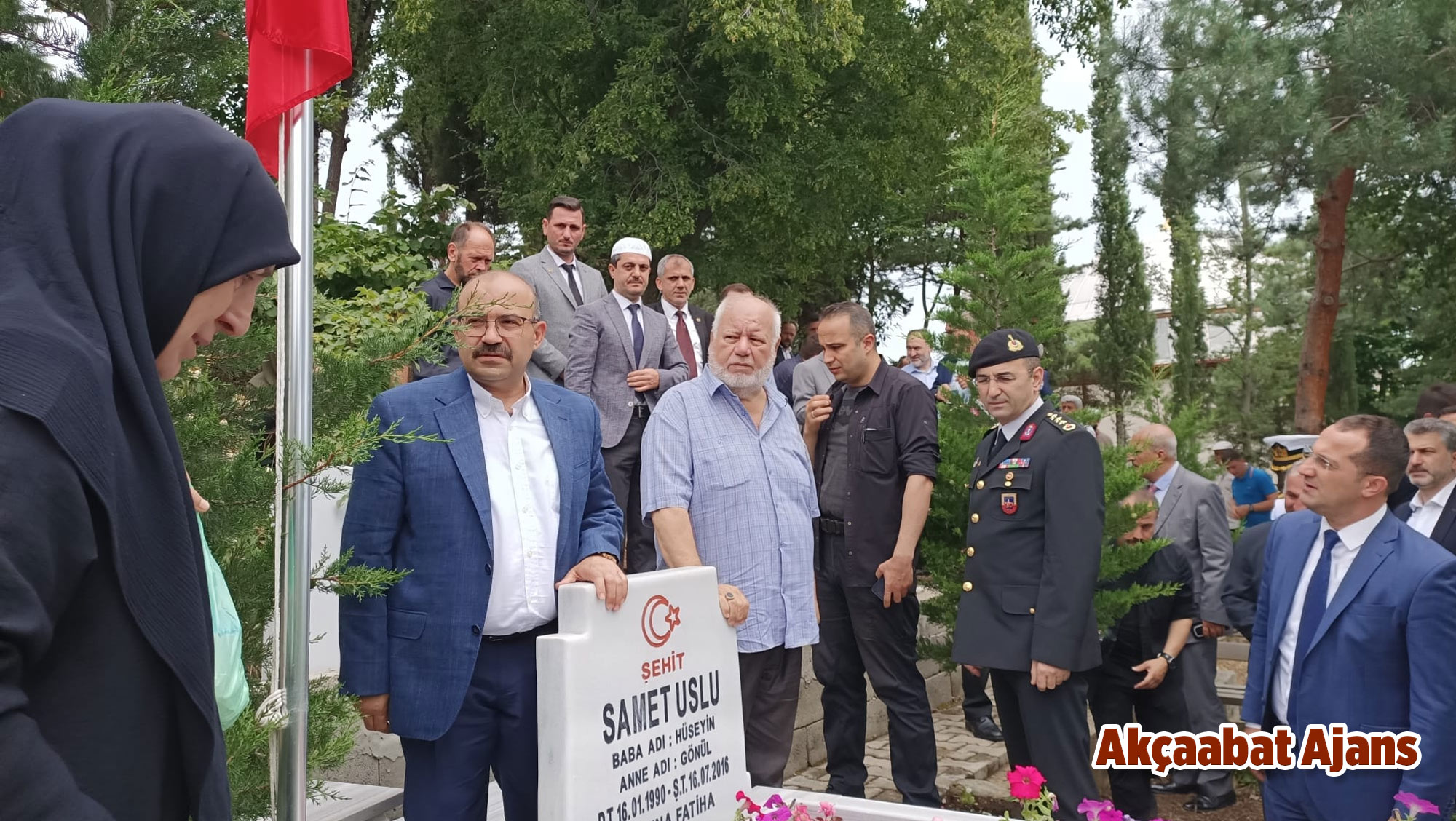 samet-uslu-mezari-basinda-anildi.jpg