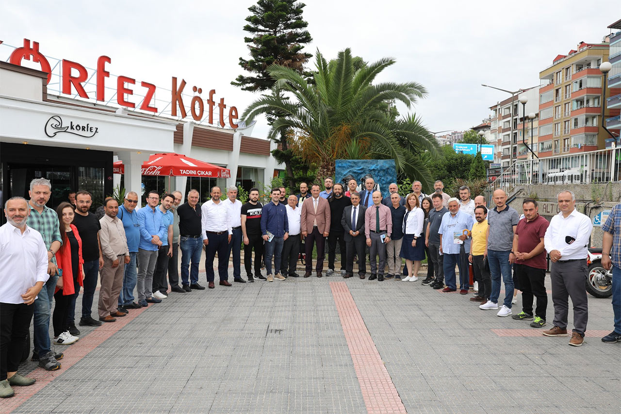 akcaabat-muzik-ve-halk-oyunlari.jpg