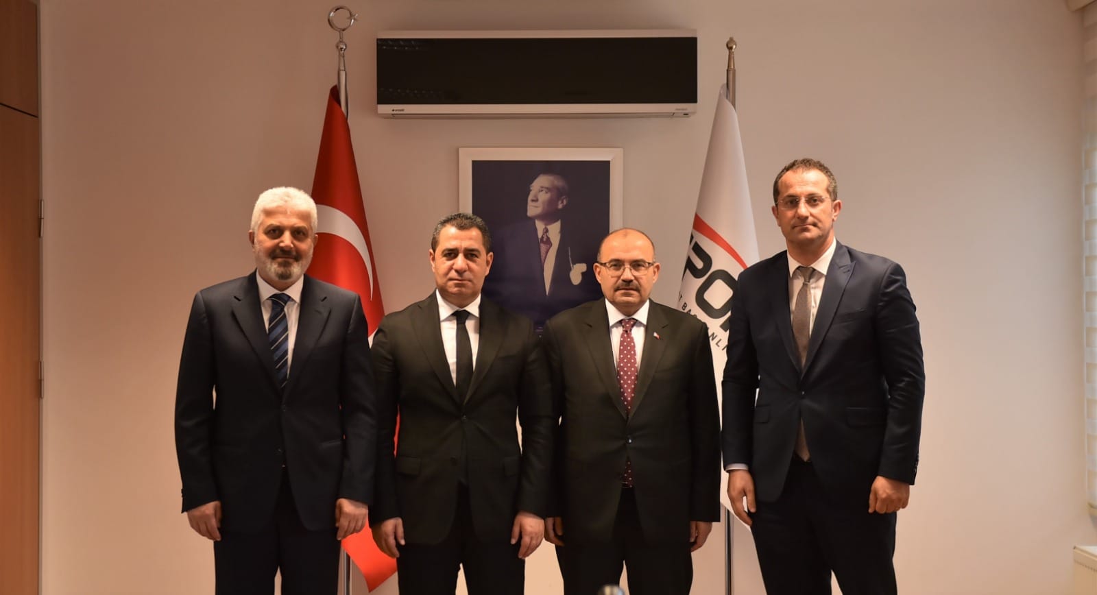 akcaabat-futbol-sahasi-icin-spor-toto-ile-protokol-imzalandi.jpg