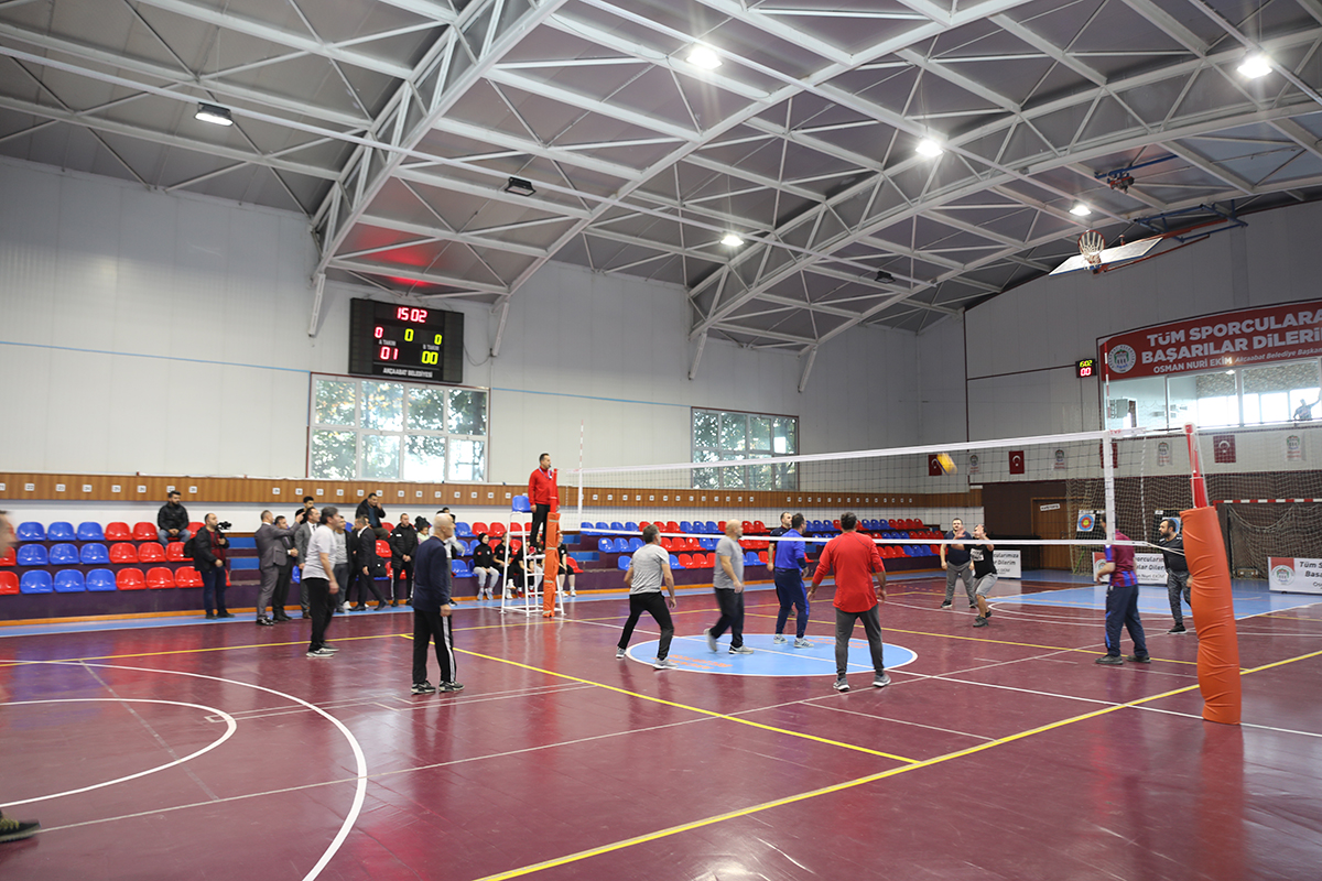 akcaabat-volaybol-turnuvasi.jpg