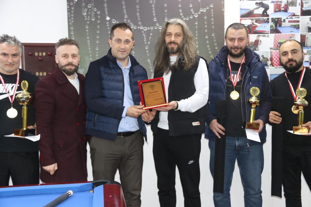 akcaabat-bilardo-sampiyonasi1.jpg