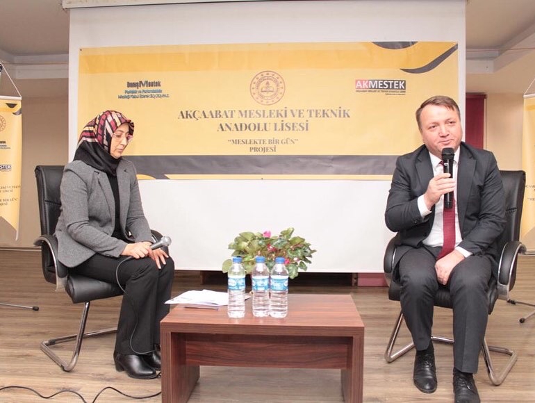 akcaabat-meslekte-bir-gun-projesi-basladi1-001.jpg