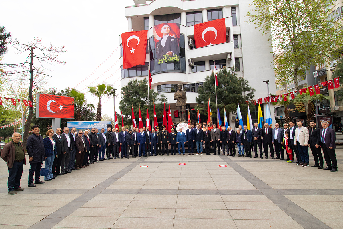 23-nisan-ulusal-egemenlik-ve-cocuk-bayrami-akcaabatta-coskuyla-kutlandi-2.jpg