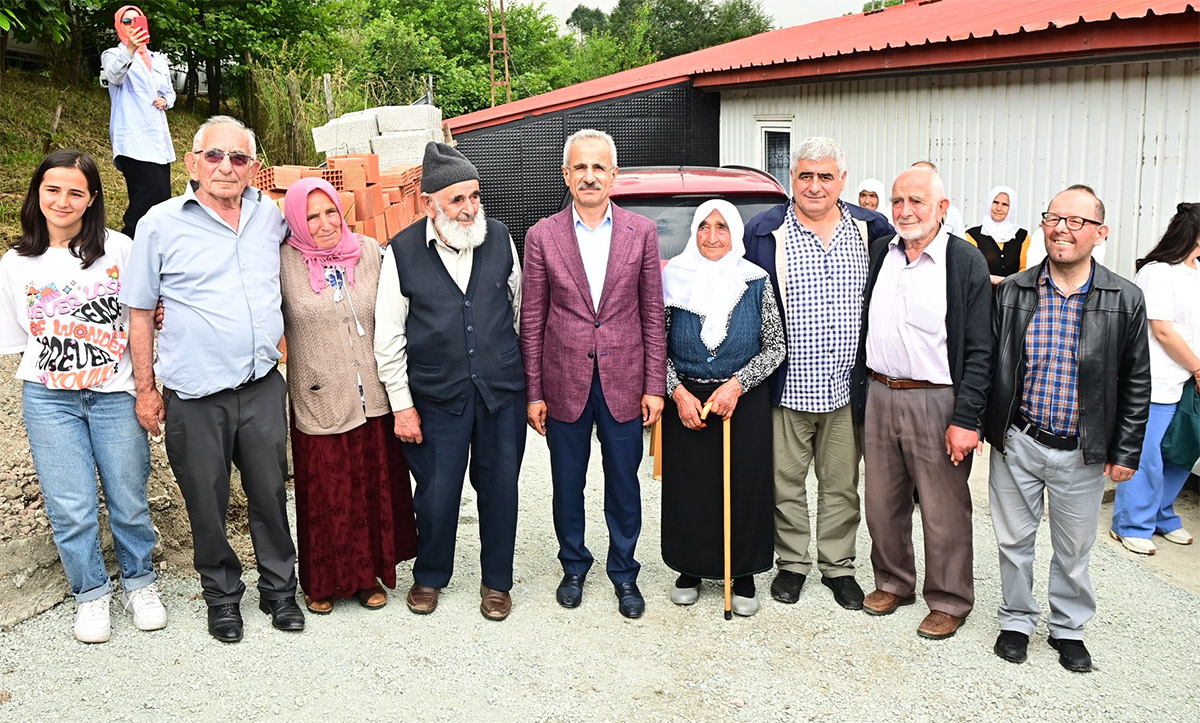 ulastirma-ve-altyapi-bakani-abdulkadir-uraloglu-cayirbaginda3.jpg