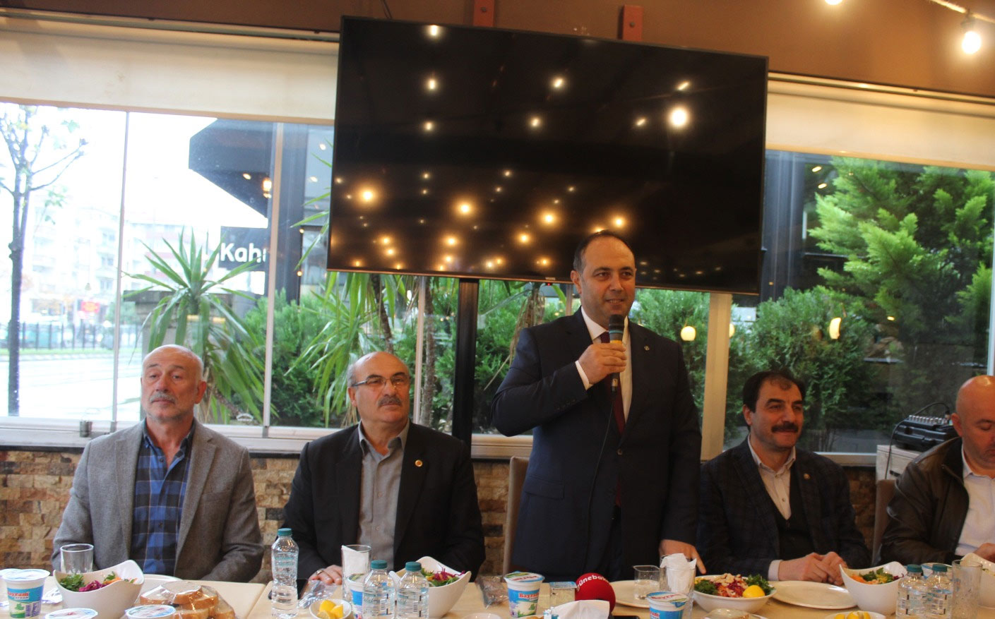 savas-ayvaz-akcaabat.jpg