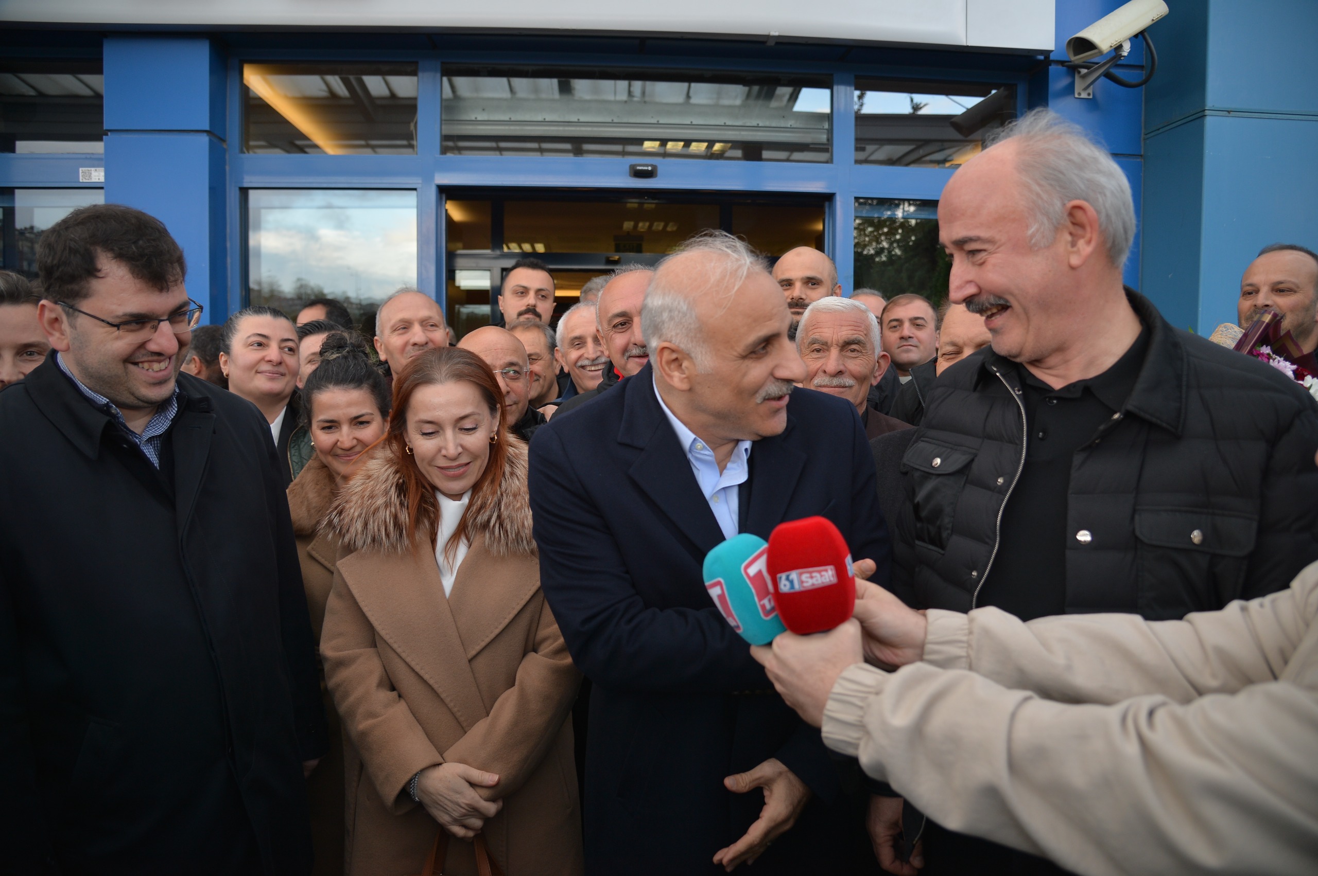 trabzon-buyuksehir-belediye-baskani-murat-zorluoglu-trabzona-dondu.jpg
