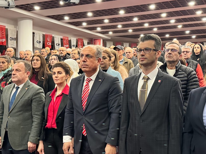 chp-akcaabat-belediye-baskan-adaylari-tianitim-toplantisi.jpg