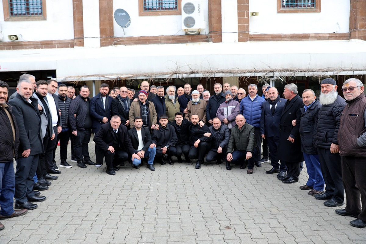 ak-parti-akcaabat-ilce-calismasi-osman-nuri-ekim-1.jpeg